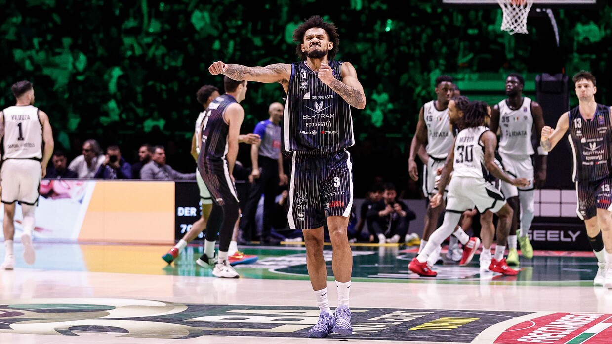 Prentiss Hubb esulta durante la Semifinale di Frecciarossa Final Eight 2026.