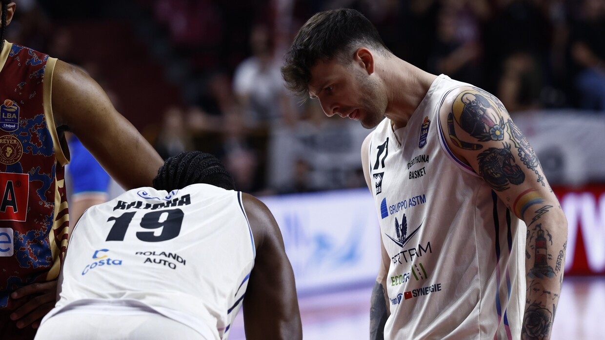 Tommaso Baldasso e Paul Biligha contro la Reyer Venezia.